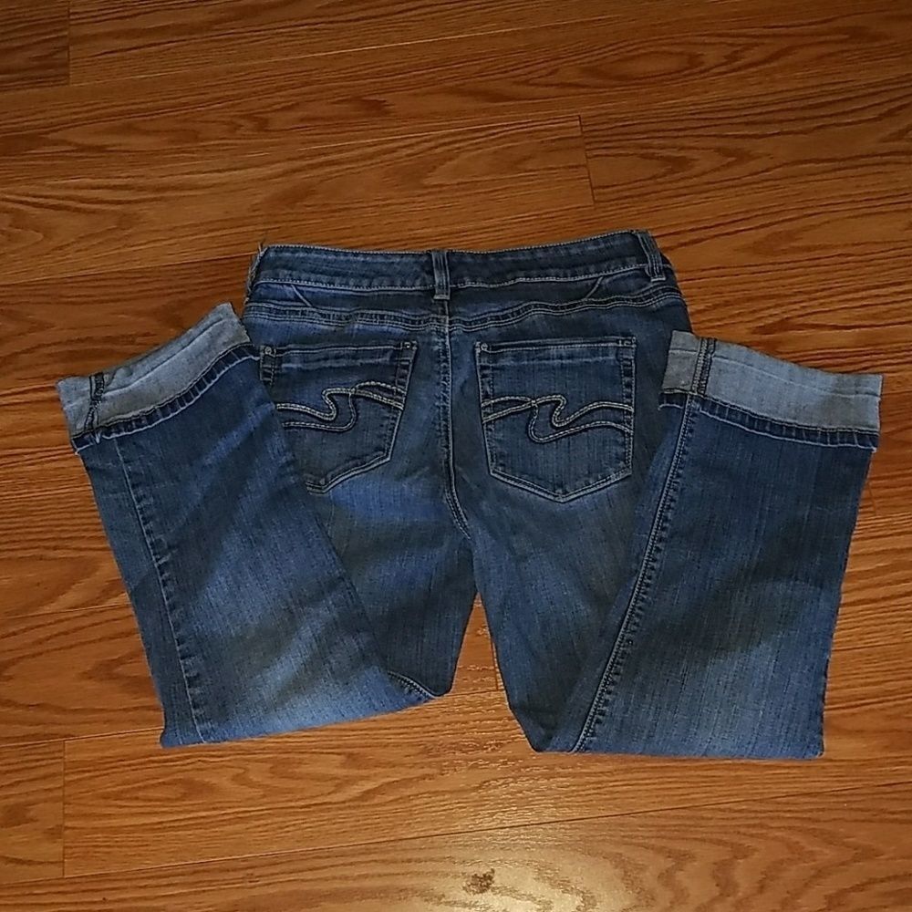 White House Black Market Crop Leg Sz. 4 NWOT - Picture 4 of 6